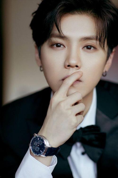 鹿晗娱乐吃瓜,幕后故事与精彩瞬间 第3张 鹿晗娱乐吃瓜,幕后故事与精彩瞬间 第3张